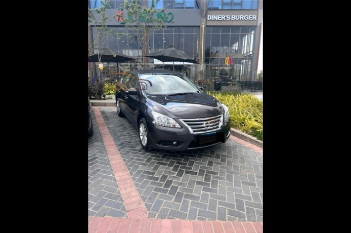 used-nissan-sentra-2025-for-sale-6-october-big-3
